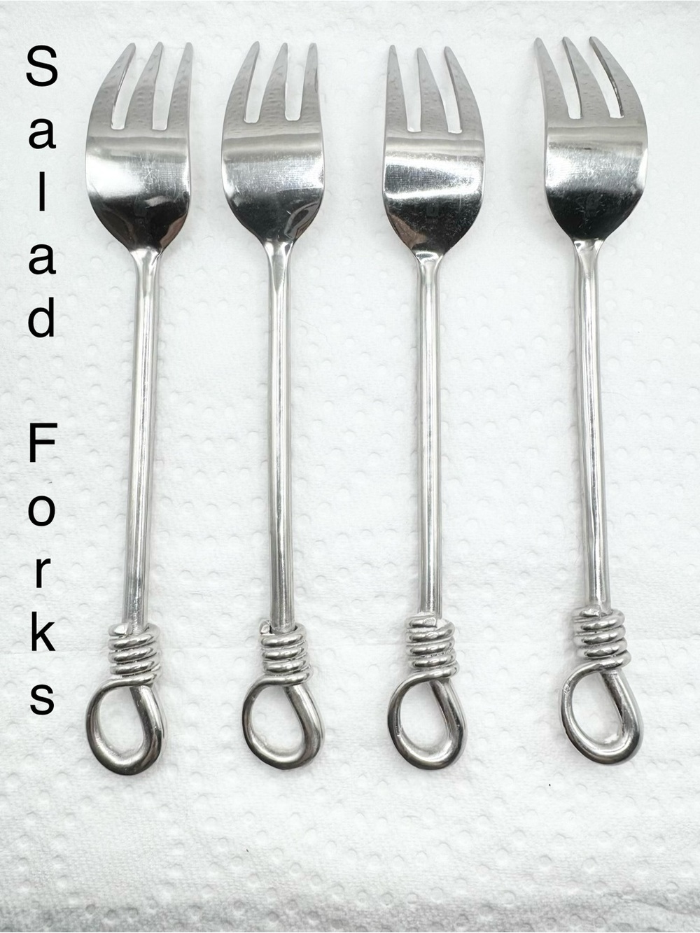 Gourmet Settings Twist 18/10 Stainless Steel Flatware 20 Piece Set - Picture 12 of 16